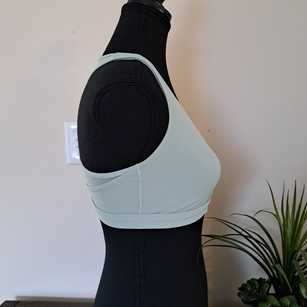 Gymshark Crossover Sports Bra Green Women's Size Medium Sporty Activewear Mesh - Picture 4 of 13
